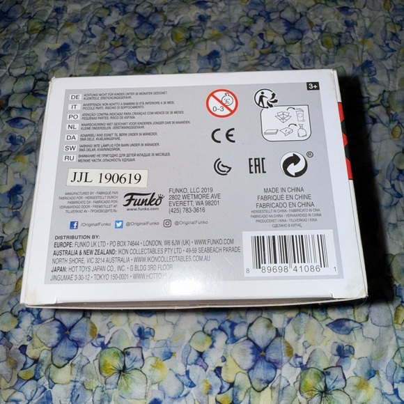 Funko Pop! Ad Icons Strawberry Short Kook Vinyl Figure - Picture 6 of 6